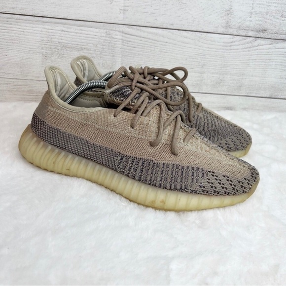 Yeezy Boost 350 V2 “Ash Pearl Size 9 - Picture 2 of 15